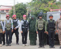 ตำรวจภูธรจังหวัดสุราษฎร์ธานีฝึกทบทวนการใช้อาวุธปืนและการเตรี ... พารามิเตอร์รูปภาพ 69