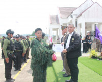 ตำรวจภูธรจังหวัดสุราษฎร์ธานีฝึกทบทวนการใช้อาวุธปืนและการเตรี ... พารามิเตอร์รูปภาพ 78