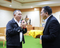 ผู้อำนวยการสำนักประชาสัมพันธ์ที่ 5 เข้าคารวะอำลาผู้ว่าราชการ ... พารามิเตอร์รูปภาพ 4