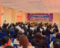 รองผู้ว่าราชการจังหวัดสุราษฎร์ธานี เป็นประธานในพิธีวันคล้ายว ... พารามิเตอร์รูปภาพ 8