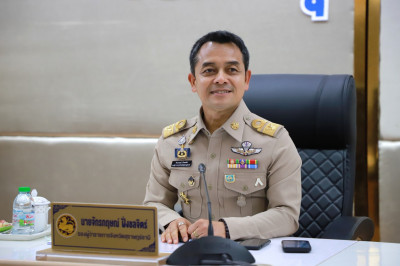 จังหวัดสุราษฎร์ธานี แถลงข่าวกิจกรรม 1 อำเภอ 1 ถนนปลอดภัย ขับ ... พารามิเตอร์รูปภาพ 1