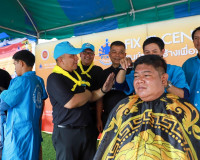 สุราษฎร์ธานีรวมใจภักดิ์! ผู้ว่าฯ นำขบวนจิตอาสาทำความดีเพื่อส ... พารามิเตอร์รูปภาพ 10