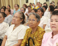 สุราษฎร์ธานีจัดงานวันผู้สูงอายุแห่งชาติและวันแห่งครอบครัว ปร ... พารามิเตอร์รูปภาพ 28