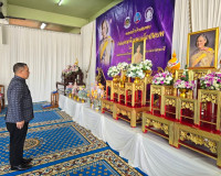 สุราษฎร์ธานี จัดพิธีทอดผ้าป่าสมทบกองทุนพัฒนาเด็กชนบท สืบสานพ ... พารามิเตอร์รูปภาพ 24