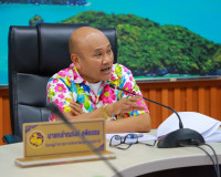 รองผู้ว่าราชการจังหวัดสุราษฎร์ธานี เป็นประธานการประชุมพิจารณ ... พารามิเตอร์รูปภาพ 2