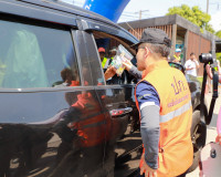 จังหวัดสุราษฎร์ธานีเปิดกิจกรรมรณรงค์ความปลอดภัยทางถนนช่วงเทศ ... พารามิเตอร์รูปภาพ 13