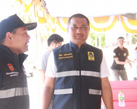 ผู้ว่าฯ สุราษฎร์ธานี นำหัวหน้าส่วนราชการตรวจเยี่ยมจุดตรวจ/จุ ... พารามิเตอร์รูปภาพ 4