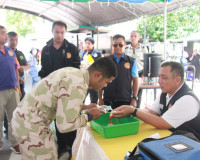ผู้ว่าฯ สุราษฎร์ธานี นำหัวหน้าส่วนราชการตรวจเยี่ยมจุดตรวจ/จุ ... พารามิเตอร์รูปภาพ 31