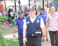 ผู้ว่าฯ สุราษฎร์ธานี นำหัวหน้าส่วนราชการตรวจเยี่ยมจุดตรวจ/จุ ... พารามิเตอร์รูปภาพ 50