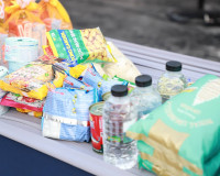 พ่อเมืองสุราษฎร์ธานี นำพุทธศาสนิกชนร่วมทำบุญตักบาตร เนื่องใน ... พารามิเตอร์รูปภาพ 17