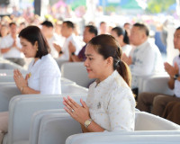 พ่อเมืองสุราษฎร์ธานี นำพุทธศาสนิกชนร่วมทำบุญตักบาตร เนื่องใน ... พารามิเตอร์รูปภาพ 18