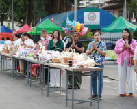 พ่อเมืองสุราษฎร์ธานี นำพุทธศาสนิกชนร่วมทำบุญตักบาตร เนื่องใน ... พารามิเตอร์รูปภาพ 29