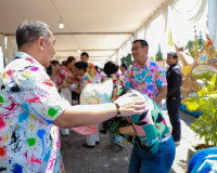 สุราษฎร์ธานี เปิดงานมหาสงกรานต์ 2569 ผู้ว่าฯ นำสรงน้ำพระ–รดน ... พารามิเตอร์รูปภาพ 8