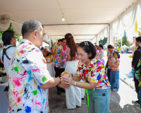 สุราษฎร์ธานี เปิดงานมหาสงกรานต์ 2569 ผู้ว่าฯ นำสรงน้ำพระ–รดน ... พารามิเตอร์รูปภาพ 25