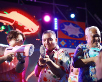 อลังการรับสงกรานต์! พ่อเมืองสุราษฎร์ธานี เปิดงาน ‘สงกรานต์มห ... พารามิเตอร์รูปภาพ 21