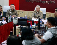 รองผู้ว่าราชการจังหวัดสุราษฎร์ธานี ร่วมรับมอบสำนวนคดีกักตุนน ... พารามิเตอร์รูปภาพ 2