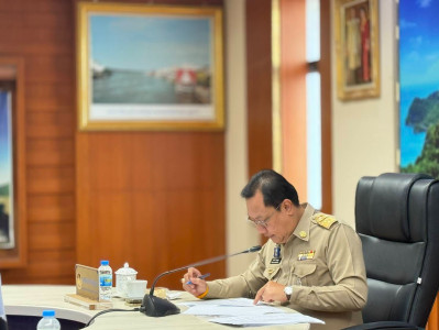 รองผู้ว่าราชการจังหวัดฯ เป็นประธานการประชุม คณะกรรมการกลั่นก ... พารามิเตอร์รูปภาพ 1