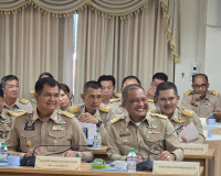 จังหวัดสุราษฎร์ธานี ประชุมหัวหน้าส่วนราชการและหน่วยงานที่เกี ... พารามิเตอร์รูปภาพ 19
