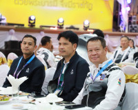 ผู้ว่าราชการจังหวัดสุราษฎร์ธานี เปิดบ้านเลี้ยงต้อนรับนักกีฬา ... พารามิเตอร์รูปภาพ 8
