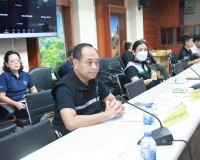 ผู้ว่าฯ สุราษฎร์ธานีเรียกประชุมด่วนหน่วยงานความมั่นคงและผู้เ ... พารามิเตอร์รูปภาพ 3