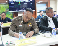 ผู้ว่าฯ สุราษฎร์ธานีเรียกประชุมด่วนหน่วยงานความมั่นคงและผู้เ ... พารามิเตอร์รูปภาพ 14