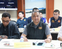 ผู้ว่าฯ สุราษฎร์ธานีเรียกประชุมด่วนหน่วยงานความมั่นคงและผู้เ ... พารามิเตอร์รูปภาพ 19