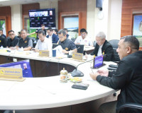 ผู้ว่าฯ สุราษฎร์ธานีเรียกประชุมด่วนหน่วยงานความมั่นคงและผู้เ ... พารามิเตอร์รูปภาพ 28