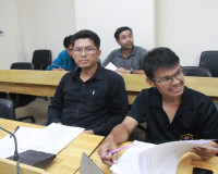 รองผู้ว่าราชการจังหวัดสุราษฎร์ธานี ประธานคณะกรรมการพิจารณากา ... พารามิเตอร์รูปภาพ 4
