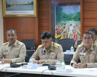จังหวัดสุราษฎร์ธานีร่วมประชุมกองบัญชาการป้องกันและบรรเทาสาธา ... พารามิเตอร์รูปภาพ 10