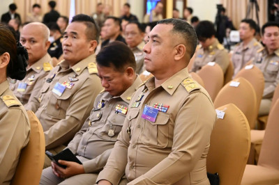 ผู้ว่าฯ สุราษฎร์ธานี ร่วม Workshop ด้านความมั่นคง ผนึกกำลังม ... พารามิเตอร์รูปภาพ 1