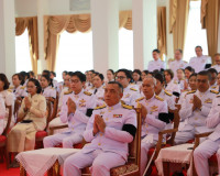 จังหวัดสุราษฏร์ธานีประกอบพิธีสวดพระพุทธมนต์และทำบุญตักบาตรถว ... พารามิเตอร์รูปภาพ 27