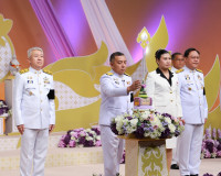ผู้ว่าฯ สุราษฎร์ธานี พร้อมนายกเหล่ากาชาดจังหวัดฯ นำหัวหน้าส่ ... พารามิเตอร์รูปภาพ 11