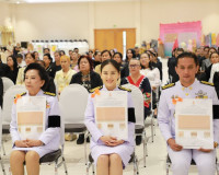 จังหวัดสุราษฎร์ธานี จัดพิธีมอบแบบลายผ้าพระราชทาน “ลายขอสมเด็ ... พารามิเตอร์รูปภาพ 5