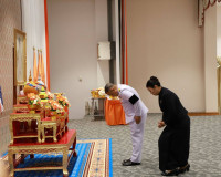 จังหวัดสุราษฎร์ธานี จัดพิธีมอบแบบลายผ้าพระราชทาน “ลายขอสมเด็ ... พารามิเตอร์รูปภาพ 26