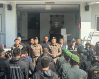 รองผู้ว่าราชการจังหวัดสุราษฎร์ธานี เข้าร่วมปฎิบัติการด้านการ ... พารามิเตอร์รูปภาพ 1