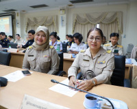 ผู้ว่าฯ สุราษฎร์ธานี นำประชุมคณะกรมการจังหวัดและหัวหน้าส่วนร ... พารามิเตอร์รูปภาพ 40