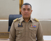 ผู้ว่าฯ สุราษฎร์ธานี นำประชุมคณะกรมการจังหวัดและหัวหน้าส่วนร ... พารามิเตอร์รูปภาพ 44