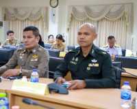 ผู้ว่าฯ สุราษฎร์ธานี เดินหน้าขับเคลื่อนงานความมั่นคงตามนโยบา ... พารามิเตอร์รูปภาพ 16
