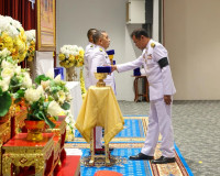 จังหวัดสุราษฎร์ธานีจัดพิธีรับพระราชทานเครื่องราชอิสริยาภรณ์  ... พารามิเตอร์รูปภาพ 29
