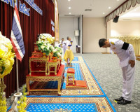 จังหวัดสุราษฎร์ธานีจัดพิธีรับพระราชทานเครื่องราชอิสริยาภรณ์  ... พารามิเตอร์รูปภาพ 67