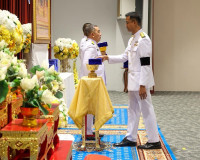 จังหวัดสุราษฎร์ธานีจัดพิธีรับพระราชทานเครื่องราชอิสริยาภรณ์  ... พารามิเตอร์รูปภาพ 75