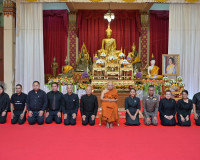รองผู้ว่าราชการจังหวัดสุราษฎร์ธานี เป็นประธานพิธีสวดพระพุทธม ... พารามิเตอร์รูปภาพ 9