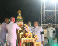 จังหวัดสุราษฎร์ธานีประกอบพิธีเชิญพุ่มดอกบัวประดิษฐ์พระราชทาน ... พารามิเตอร์รูปภาพ 39