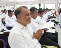 พุทธศาสนิกชนสุราษฎร์ธานีทุกหมู่เหล่าพร้อมใจร่วมพิธีเจริญพระพ ... พารามิเตอร์รูปภาพ 48