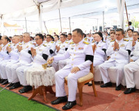 จังหวัดสุราษฎร์ธานีจัดพิธีเจริญพระพุทธมนต์และทำบุญตักบาตรถวา ... พารามิเตอร์รูปภาพ 19
