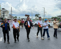 รองผู้ว่าราชการจังหวัดสุราษฎร์ธานี ร่วมเดินขบวนและเป็นประธาน ... พารามิเตอร์รูปภาพ 5