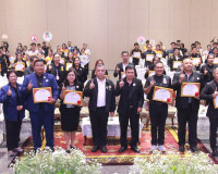 ผู้ว่าฯ สุราษฎร์ธานี มอบประกาศเกียรติคุณในโครงการรณรงค์ป้องก ... พารามิเตอร์รูปภาพ 16