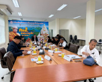 รองผู้ว่าราชการจังหวัดสุราษฎร์ธานี เป็นประธานการประชุมคณะกรร ... พารามิเตอร์รูปภาพ 8