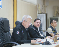 ผู้ว่าราชการจังหวัดสุราษฎร์ธานี ประชุมติดตามสถานการณ์กรณีมีบ ... พารามิเตอร์รูปภาพ 11