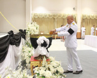 จังหวัดสุราษฎร์ธานีจัดพิธีถวายน้ำสรงพระศพเบื้องหน้าพระรูป สม ... พารามิเตอร์รูปภาพ 23